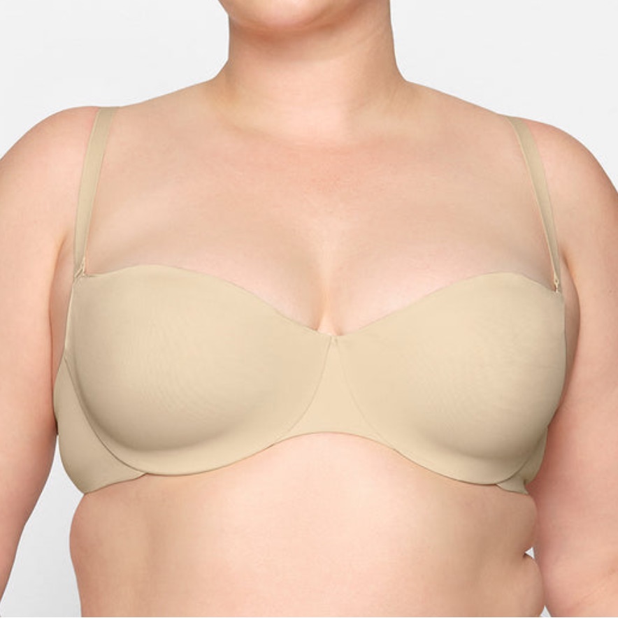Skims Nwt Smoothing Intimates Strapless Bra - Sand